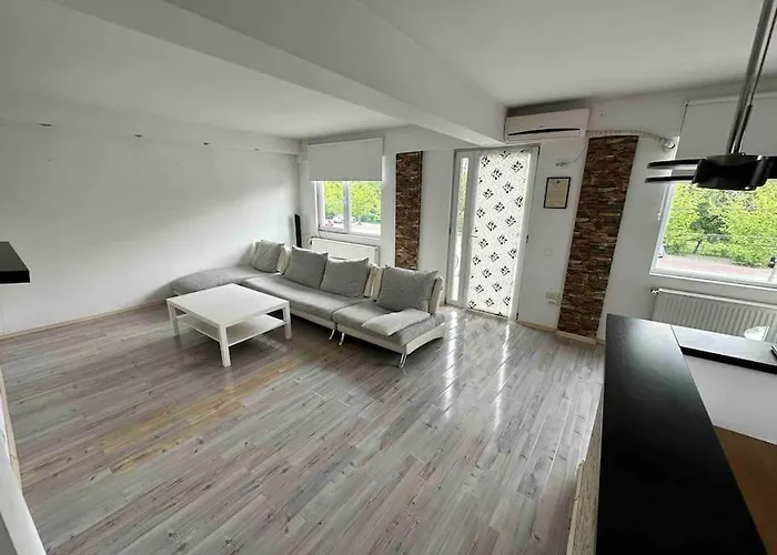 Apartament 33